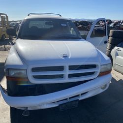 2001 DODGEDURANGO 4.7L 4x4 FOR PARTS — 90 DAY WARRANTY ENGINE AND TRANS WE DELIVER