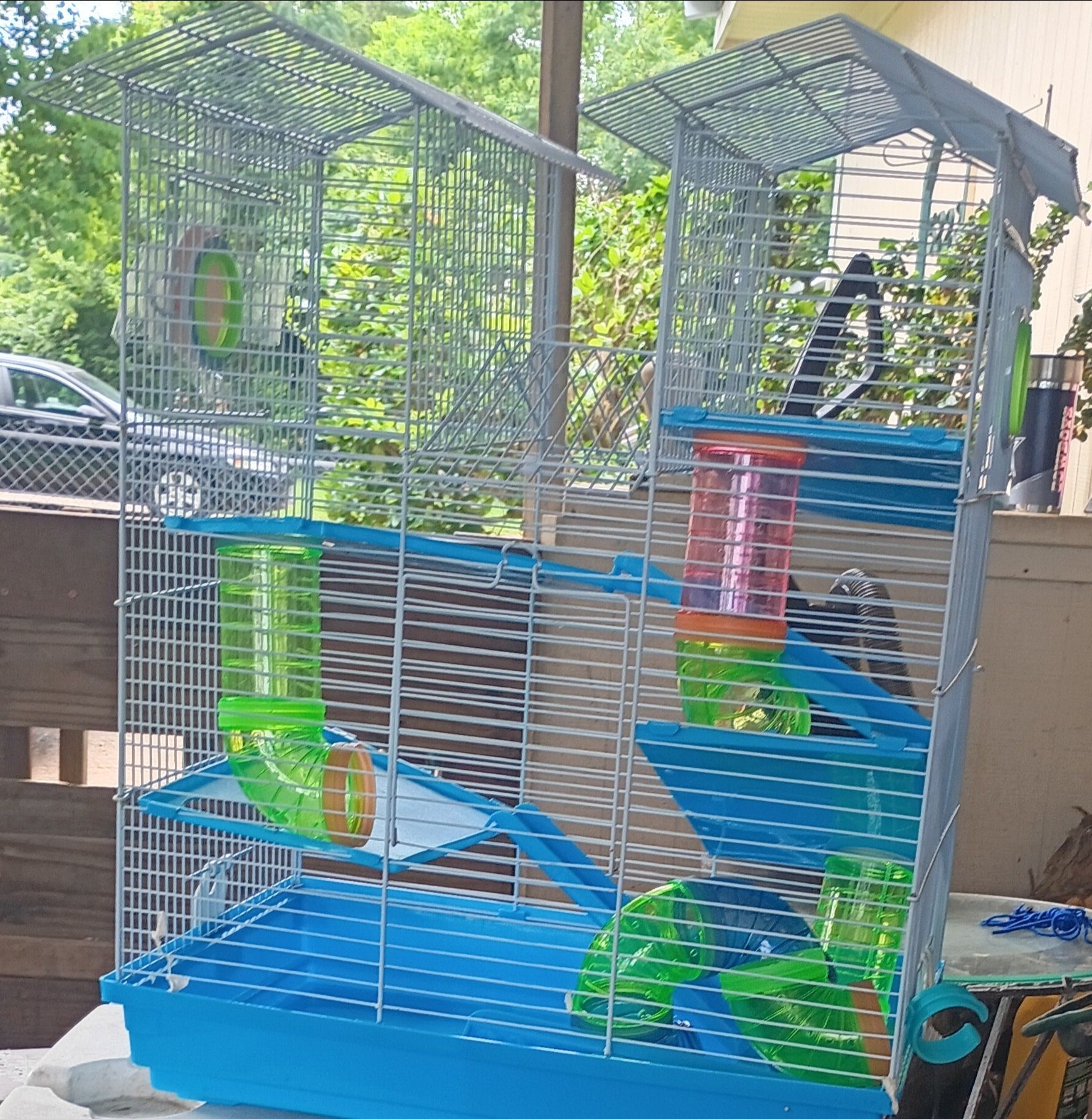 Hamster cage