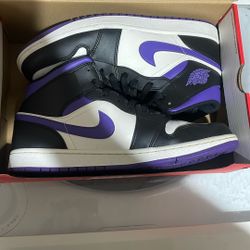 Air Jordan 1 Mid Dark Iris