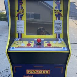 Super PAC Man Arcade1up 3/4 Game 