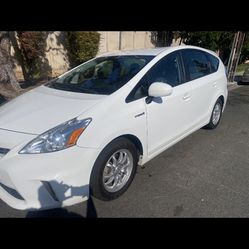 2012 Toyota Prius V