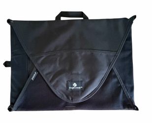 Eagle Creek Pack-It Black Medium Travel Garment Folder Bag with Compression Wings
