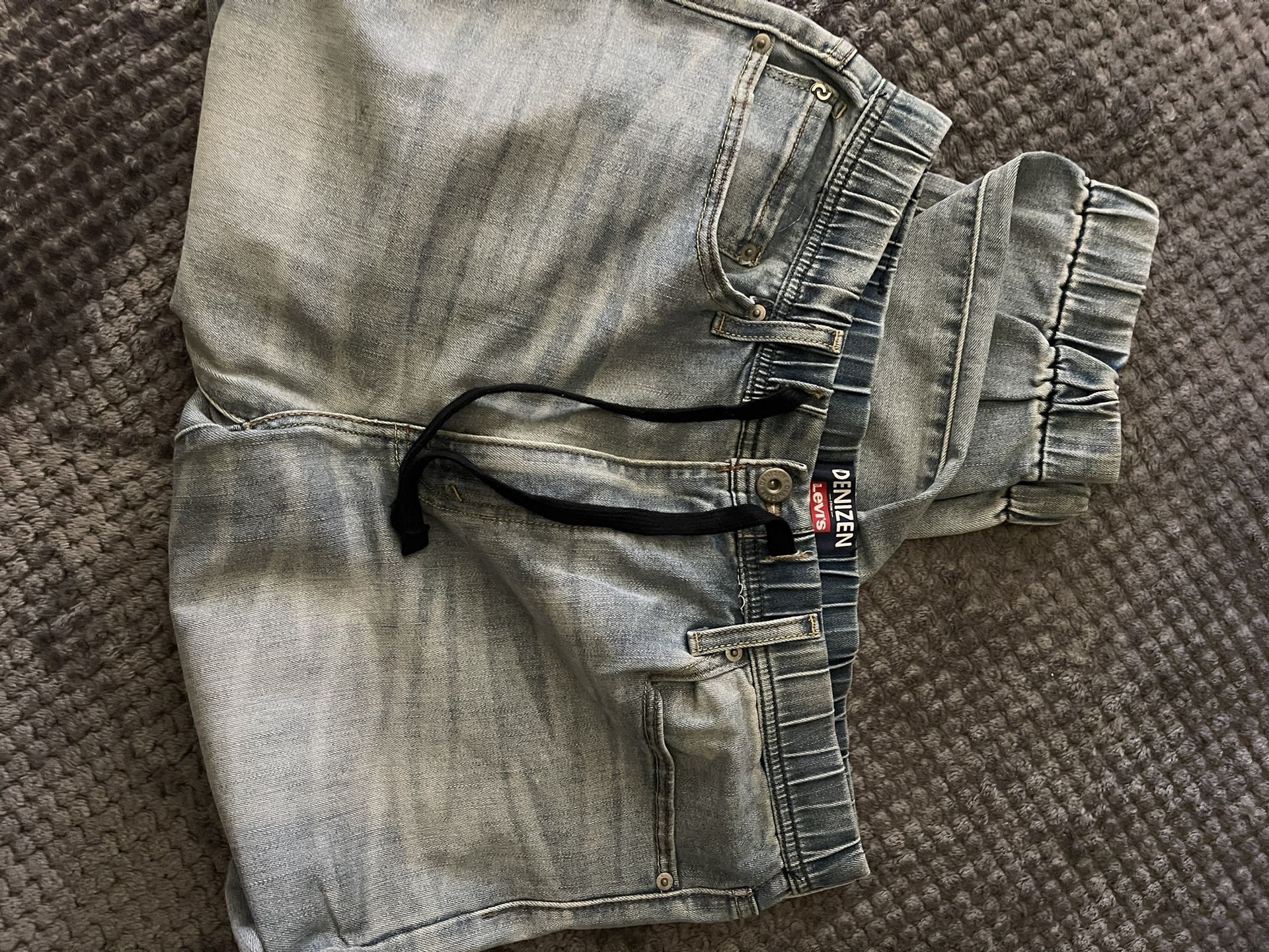 Levi’s 
