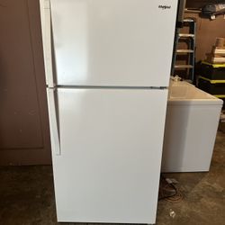 30” Refrigerator/Freezer Whirlpool WRT318