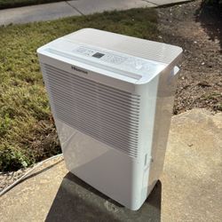 Hisense Dehumidifier 