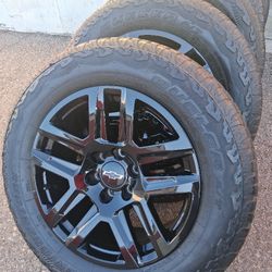 2024 OEM ORIGINAL TAKEOFFS CHEVY SILVERADO TRAIL BOSS 20 INCH HAVE TPMS SENSORS TIRES BRIDGESTONE ALL-TERRAIN 90 % $ 1300 FIRM. 