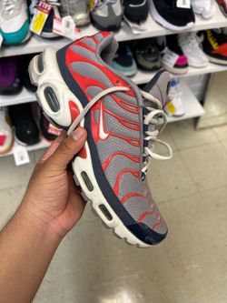 NIKE - SZ 9
