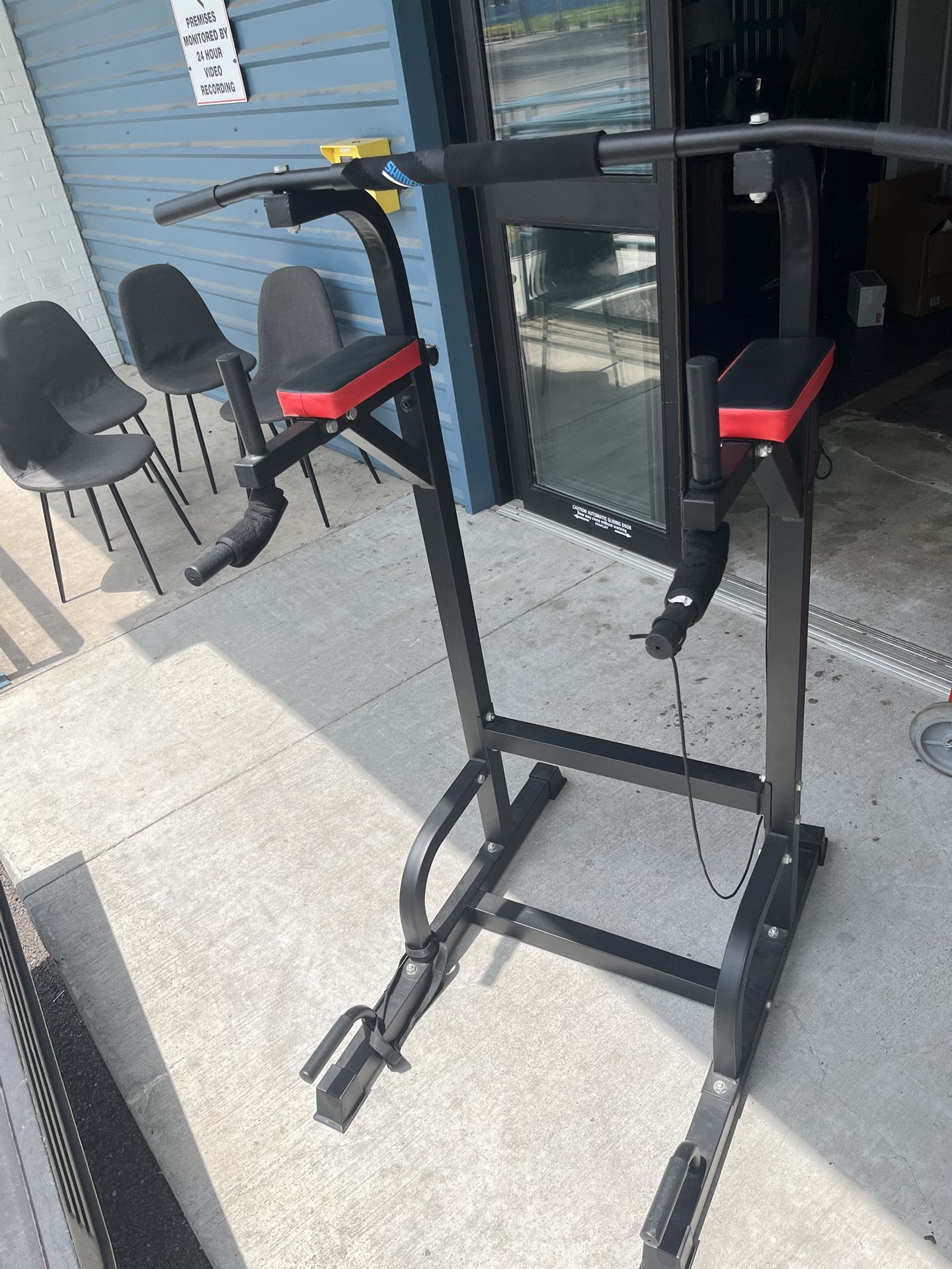 EXERCISE EQUIPMENT
