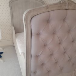 Crib And Convertible Toddler /kid Bed With Dresser And Removable Changing Table
