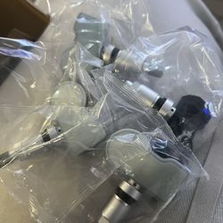 Mercedes Benz TPMS For All Benz Models $20 Firm For All Four!