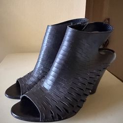 JFK Black Leather Woven Peep Toe Shoes