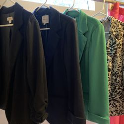 4 Super Cute & Comfy Knit Blazers Size L