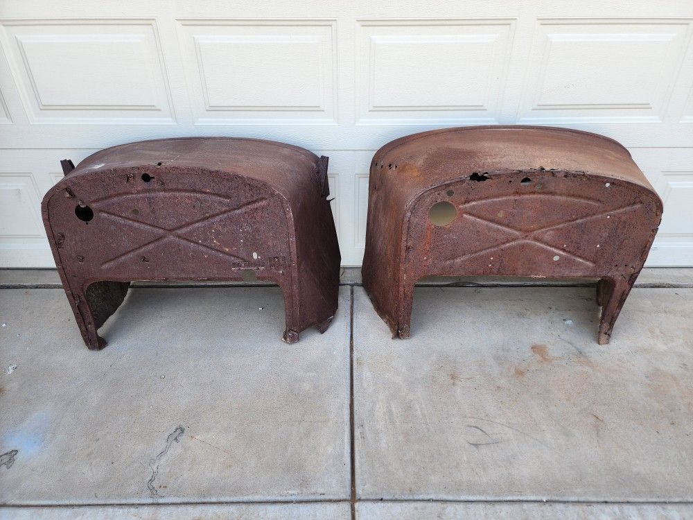 Rusty Yard Art 1923 & 1925 Chevrolet Cowl Panel Hotrod Rat Rod Speedster