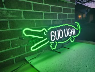 Budlight Alligator Vintage Neon Beer SignREAD AD & SEE ALL PICS