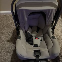 Nuna Car seat 