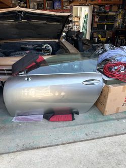 Lexus rc driver door with harness damaged