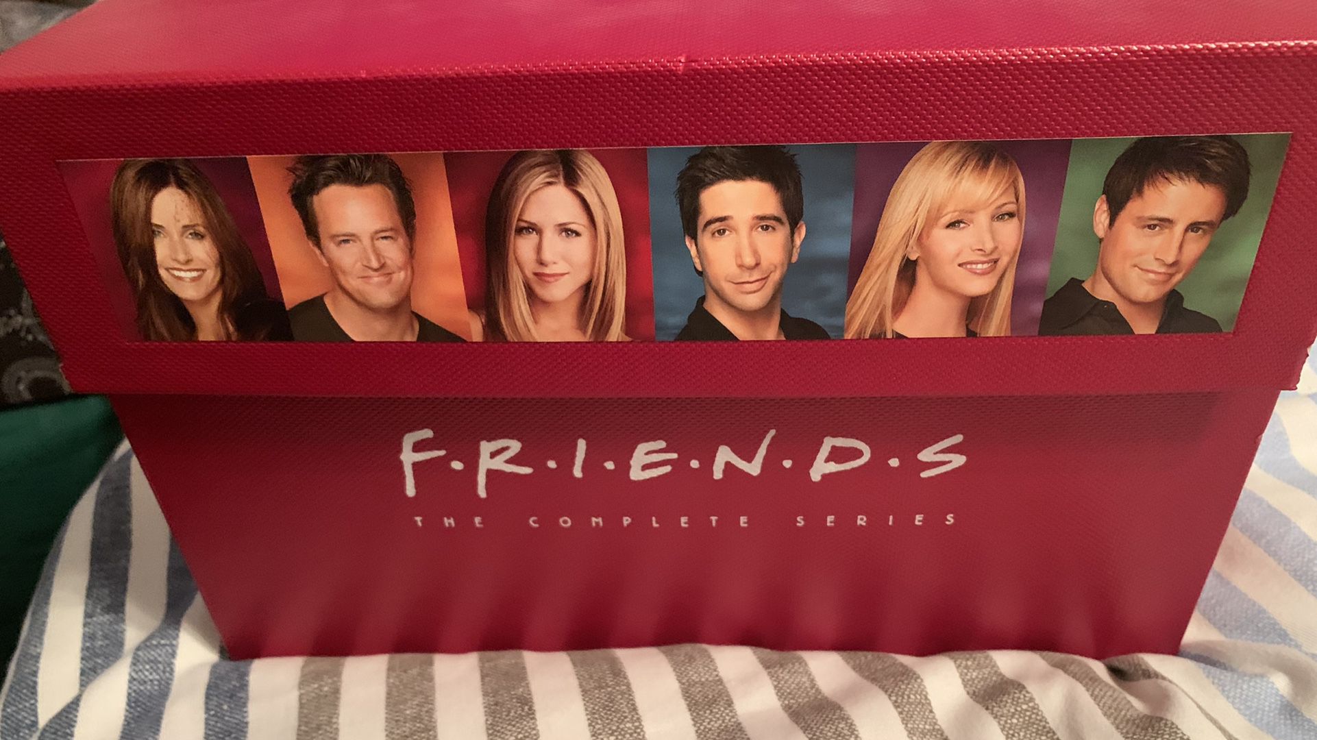 Friends The Complete Series 40 DVD Disc Box Set