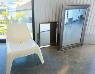 (2X) Accent Mirrors Great for Home or Office