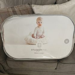 Snuggle Me Infant Lounger 
