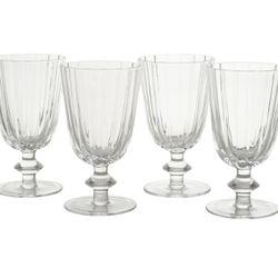 Scallop Set of 4 Glass Goblet Clear, New in Box