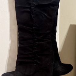Women’s Wedge Black Boots 7.5