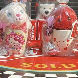 $5 Ea Custom Mug’s with Bears 