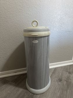 Diaper trashcan