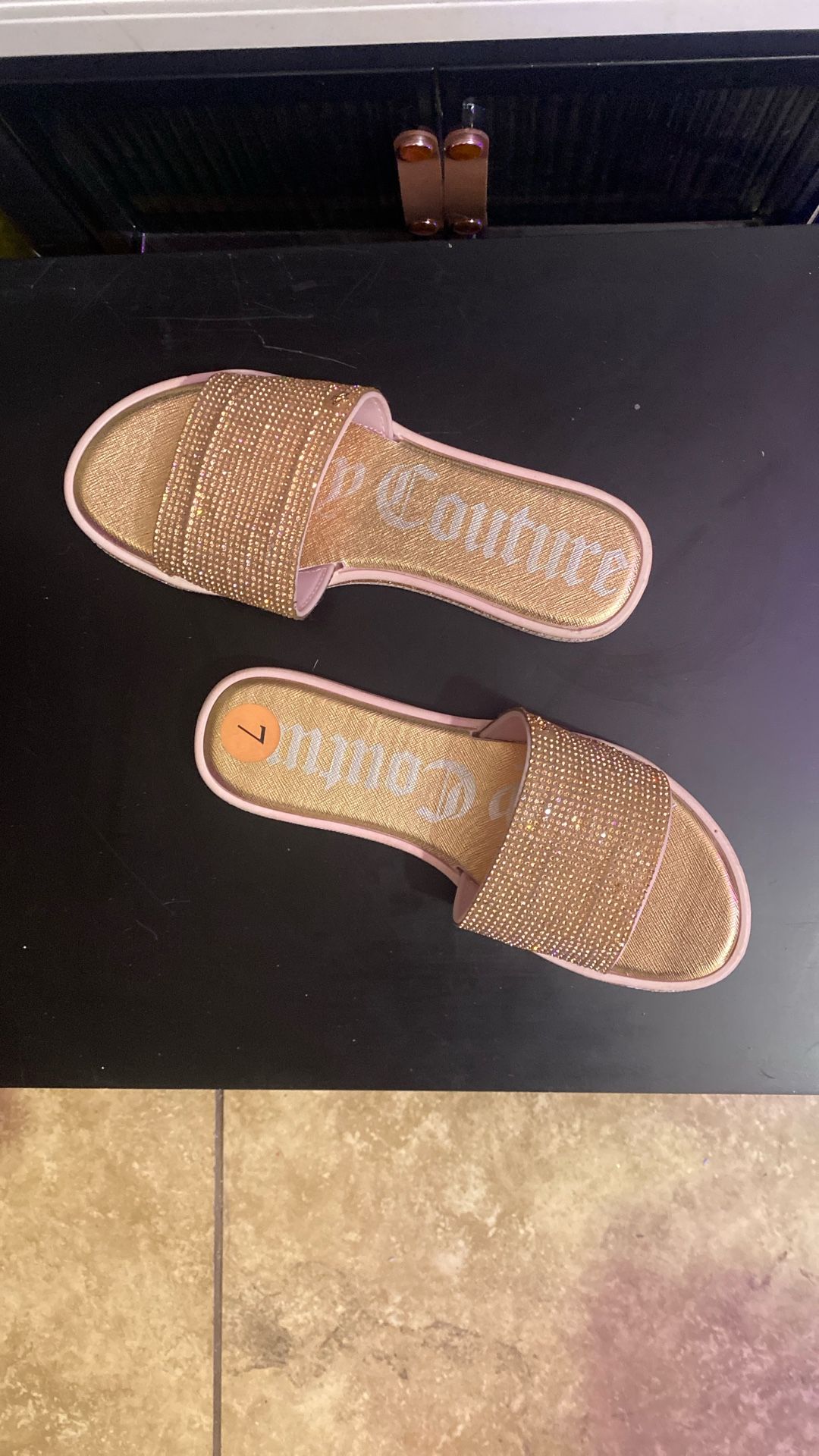 New Juicy Couture slides size 7 gold bling
