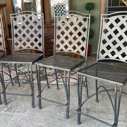 Gorgeous 4 Tall Chairs 