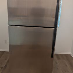 Kenmore Refrigerator 