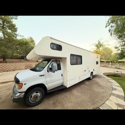 2002 Ford E- 450 Motorhome