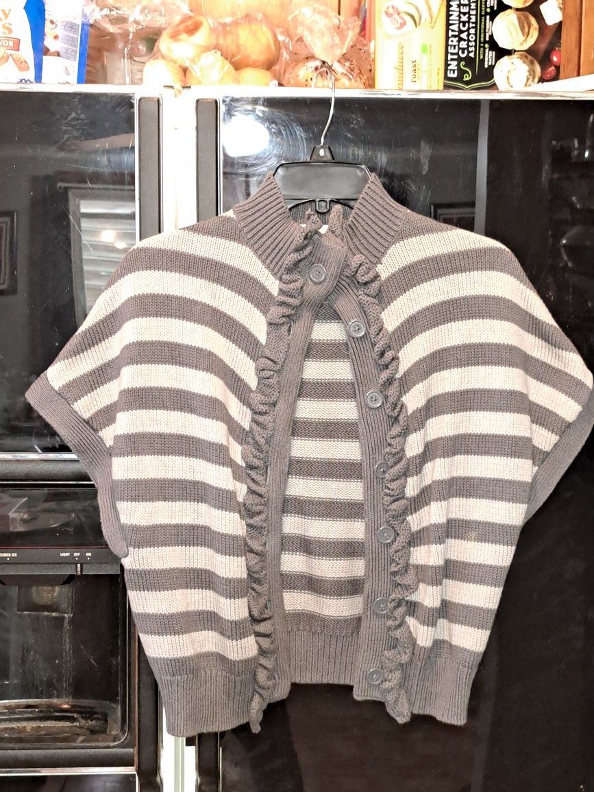 Garnet Hill Stripped Button Up Poncho L