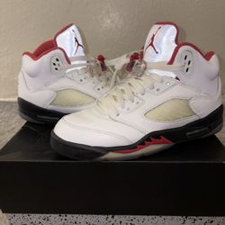 Jordan 5 Retro Fire Red Silver Tongue