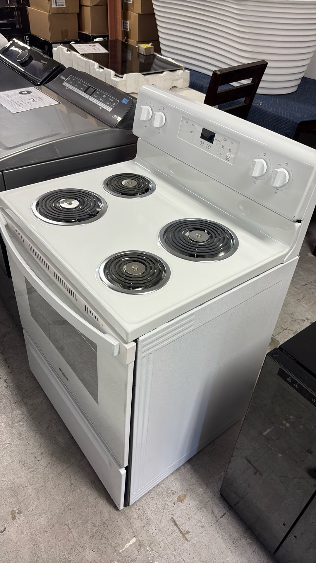 Whirlpool Single Oven Electric Range 