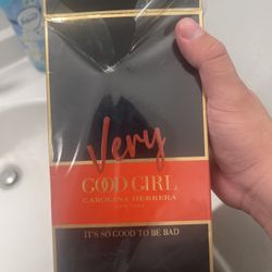 Very Good Girl Fragrance 