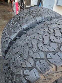 2 used tires Lt285 75r17 Bfgoodrich K02 $150.00