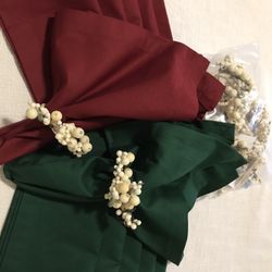 Table Linens For Up To 12 + Candle Holders & faux Cranberry Filler