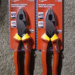 Milwaukee 9" 1000V Insulated Linesmans Pliers 