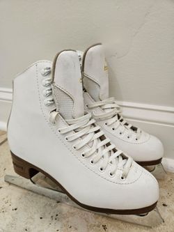 Figure skates