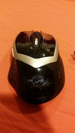 Wireless gaming mouse(rechargeable)