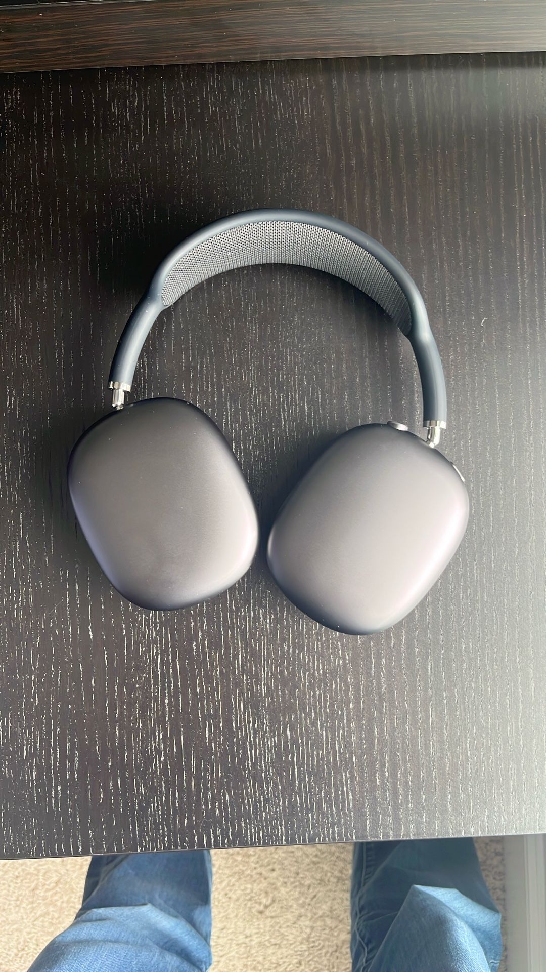 Apple AirPod Max With case