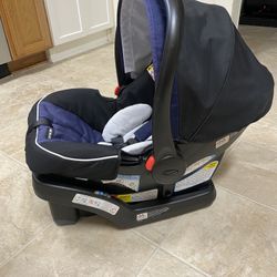 Graco Baby- Infant Car Seat