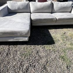 sectional couch free delivery 