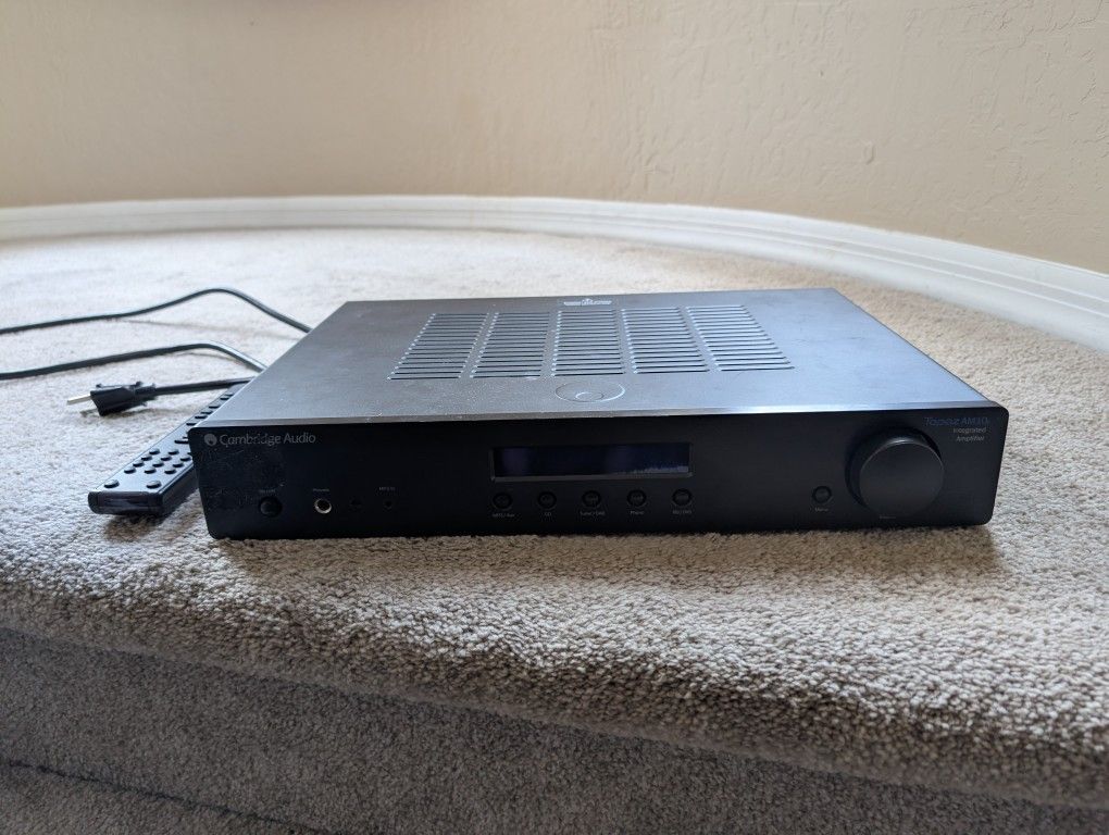 Cambridge Audio Topaz AM10 Integrated Amplifier