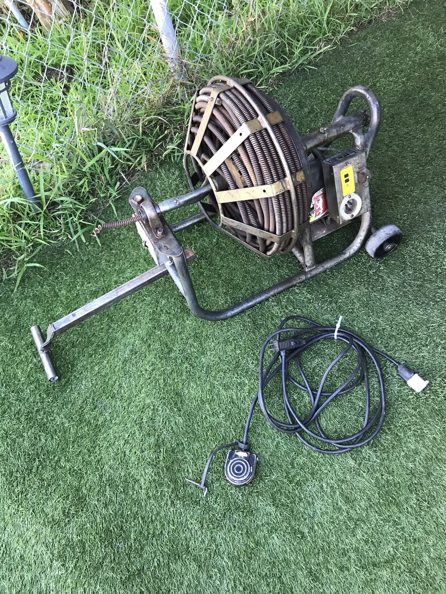 Covra Lx500 Drain Snake Drain Cleaning Unclog Pipe for Sale in Broadview  Heights, OH - OfferUp