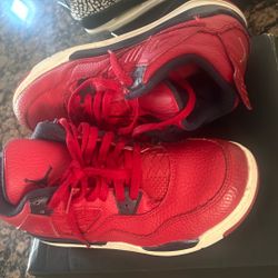 Air Jordan 4 Retro “FIBA” 