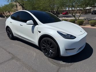 2020 tesla model Y $18500