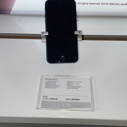 Phones On Us When You Switch! 💯 