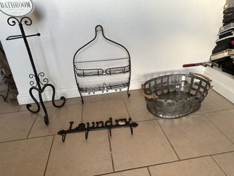 Bathroom/Laundry Room Accessories 