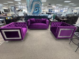 Furniture & Mattress Discounters